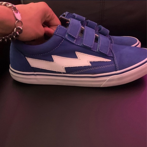 Revenge X Storms - Picture 4 of 7